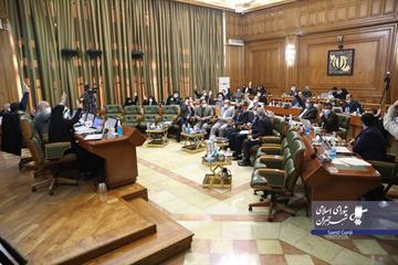در جلسه شورای اسلامی شهر تهران تصویب شد؛ 30-7 الزام شهرداری تهران به انتقال نمایشگاه بین‌المللی به مجموعه شهر آفتاب